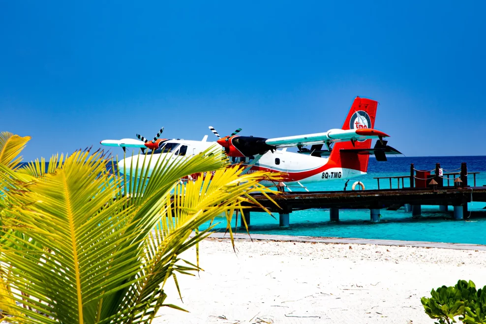 Adaaran-Select-Meedhupparu-Malediven-Wasserflugzeug